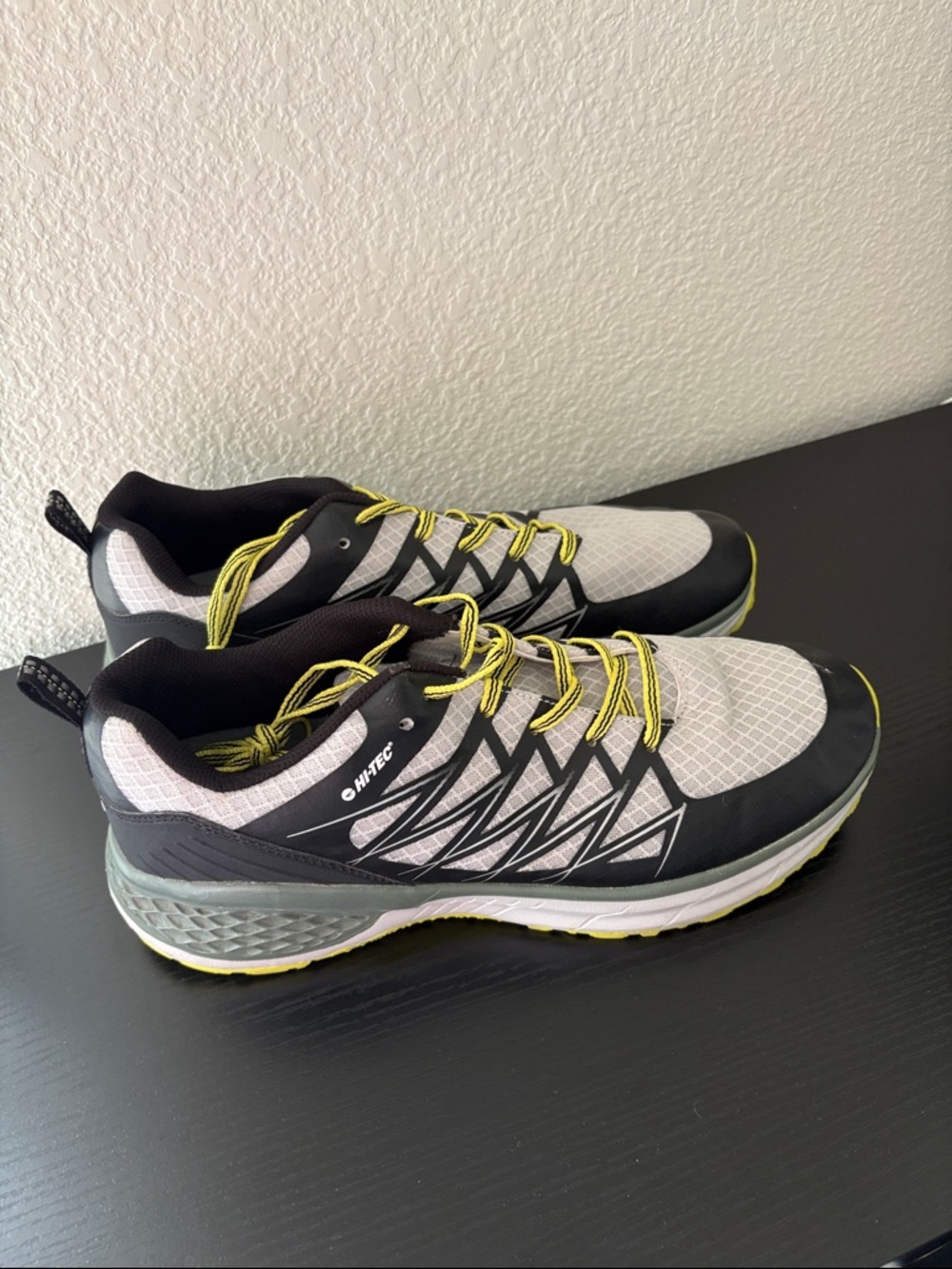 Hi-Tec Men’s Gray, Black and Yellow Lace-Up Athletic Shoes Size 13